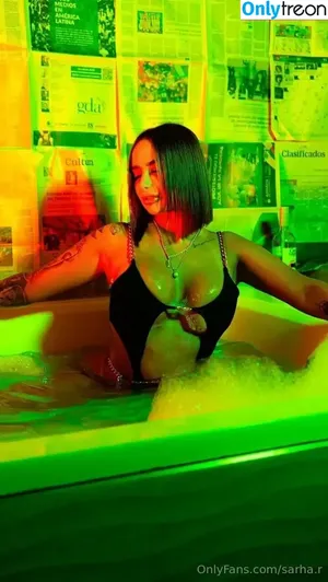 sarha.r / sarah_r nude photo #0057
