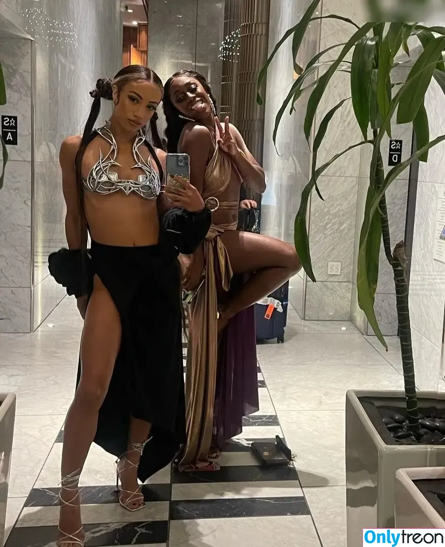 Sasha Banks nude photo #0642 (sashabankswwe / soxysasha)