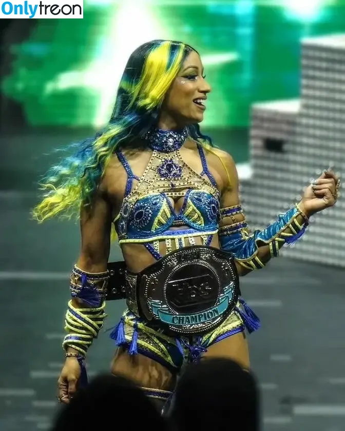 Sasha Banks nude photo #0659 (sashabankswwe / soxysasha)