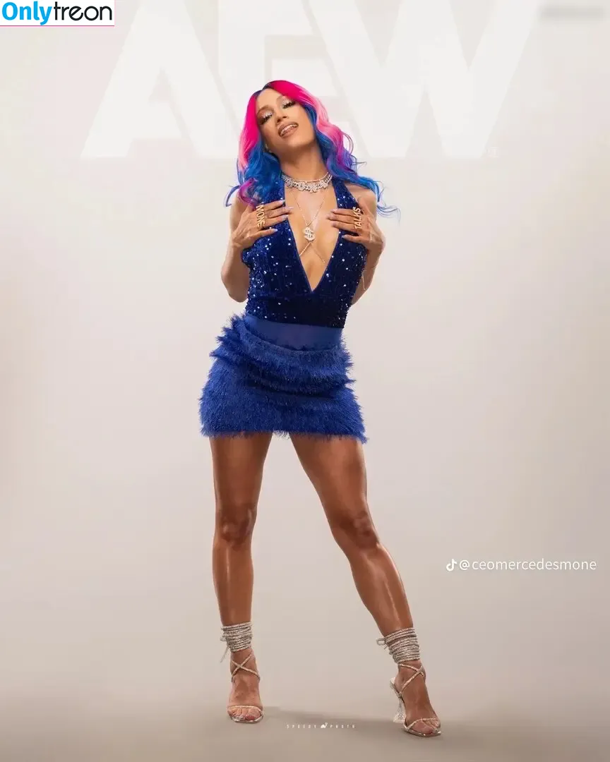 Sasha Banks nude photo #0662 (sashabankswwe / soxysasha)