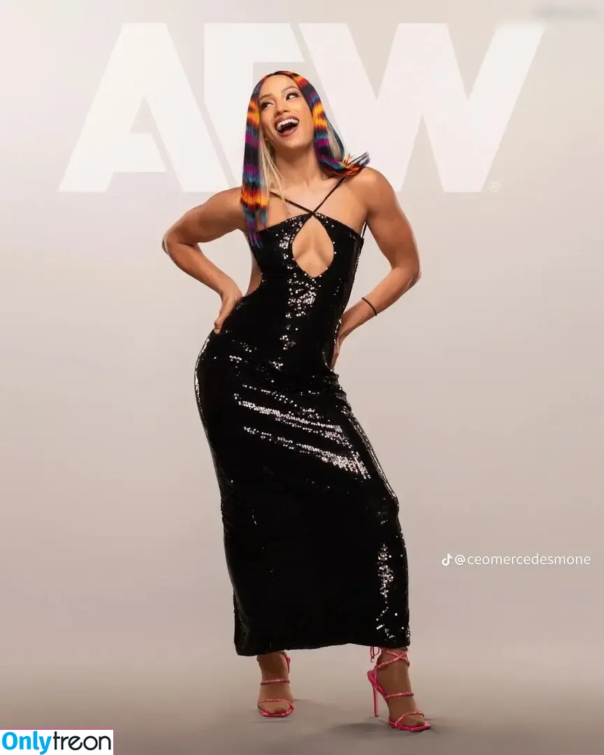Sasha Banks nude photo #0672 (sashabankswwe / soxysasha)