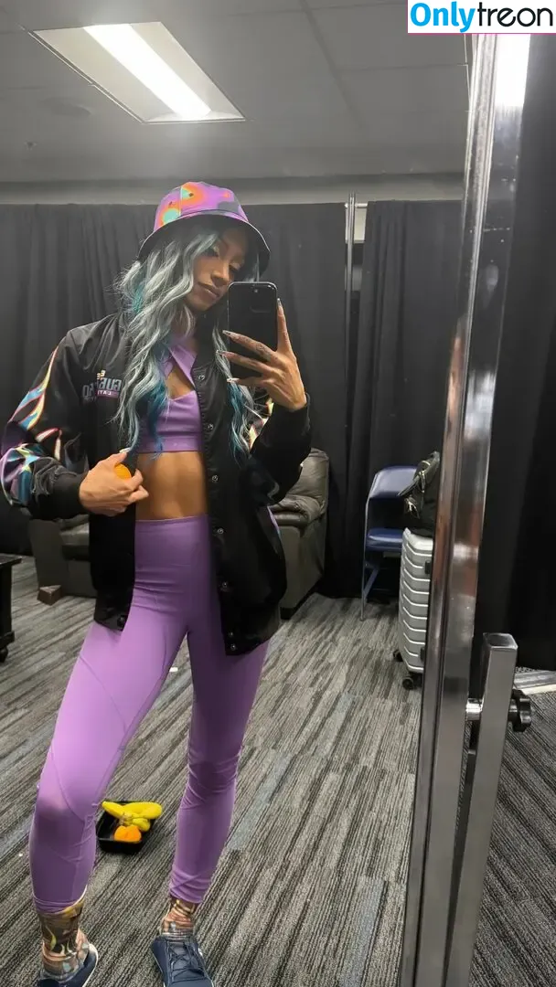 Sasha Banks nude photo #0703 (sashabankswwe / soxysasha)