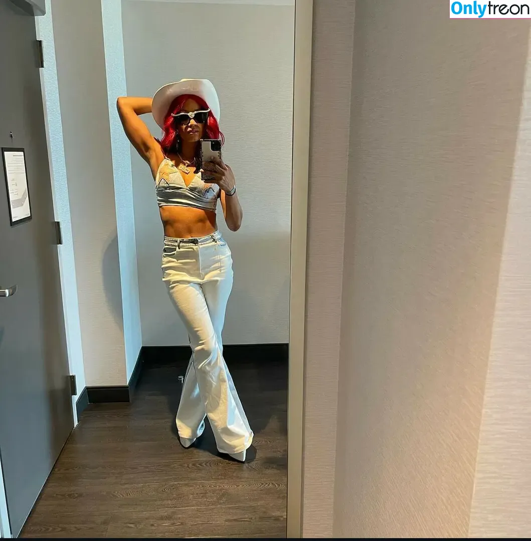 Sasha Banks nude photo #0730 (sashabankswwe / soxysasha)