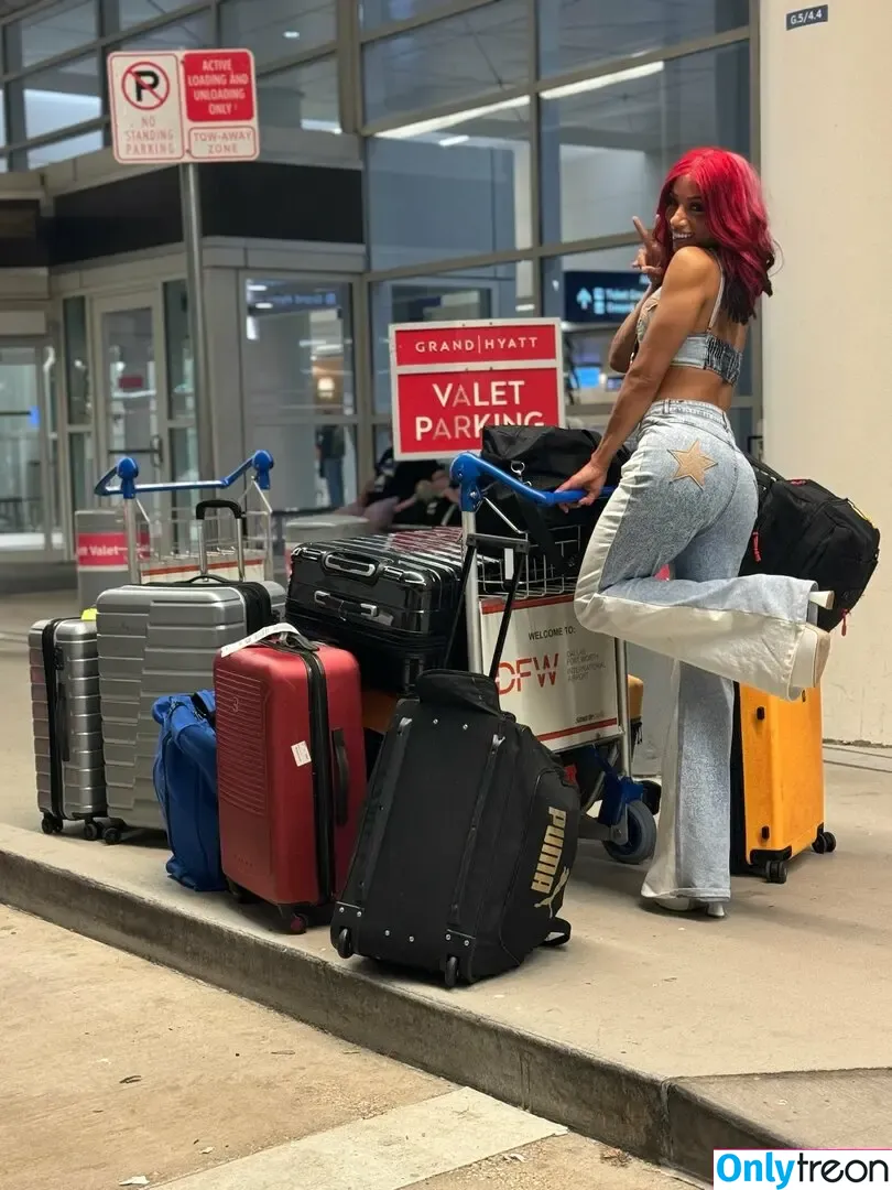 Sasha Banks nude photo #0744 (sashabankswwe / soxysasha)