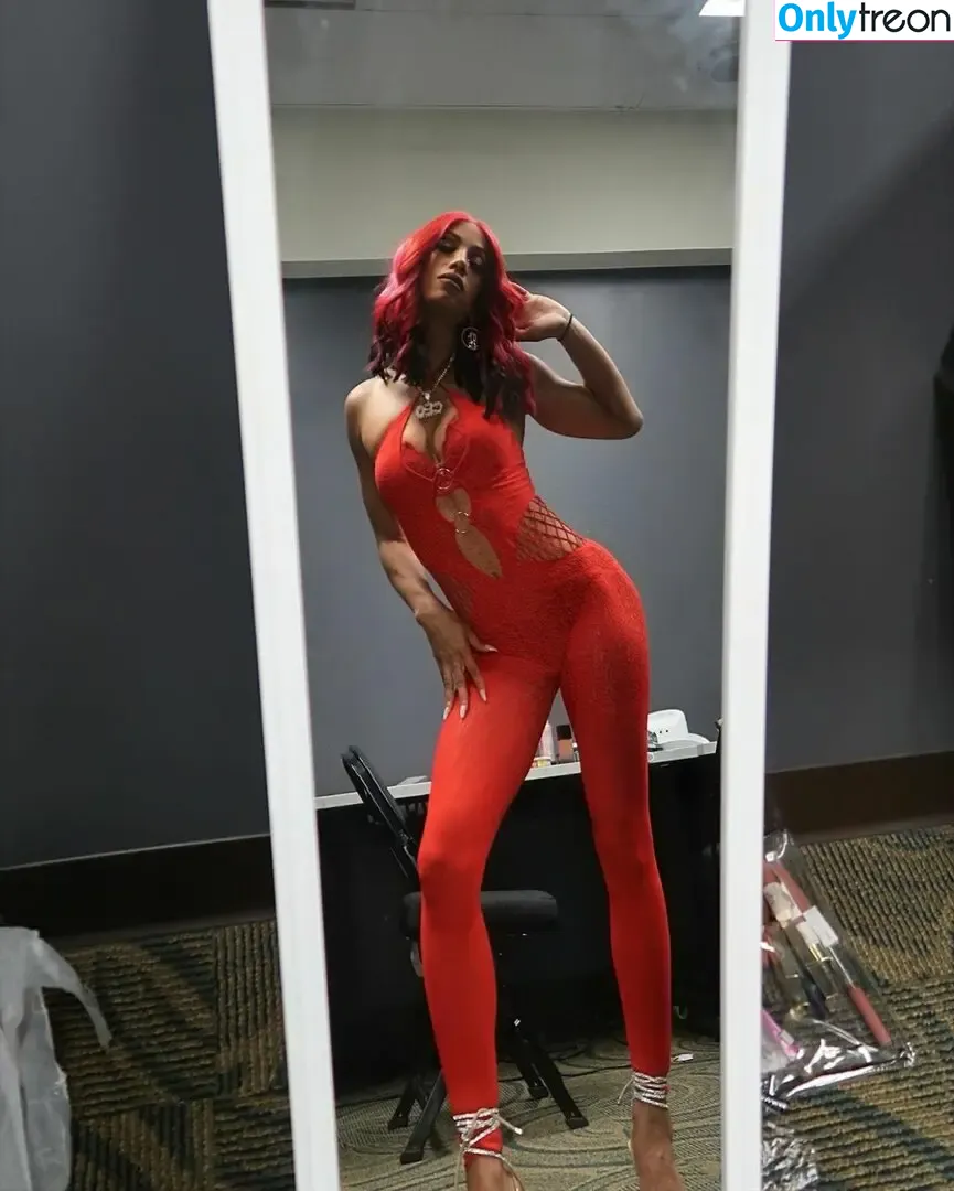 Sasha Banks nude photo #0763 (sashabankswwe / soxysasha)