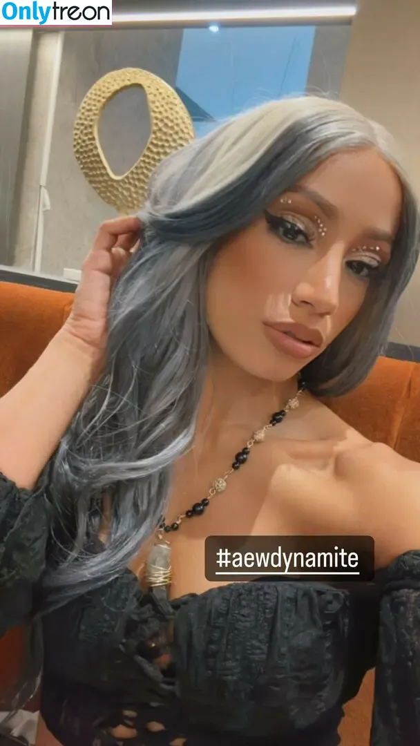 Sasha Banks nude photo #0778 (sashabankswwe / soxysasha)