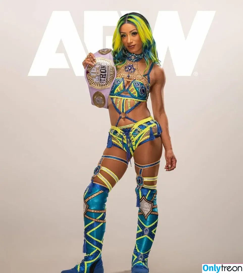 Sasha Banks nude photo #0821 (sashabankswwe / soxysasha)