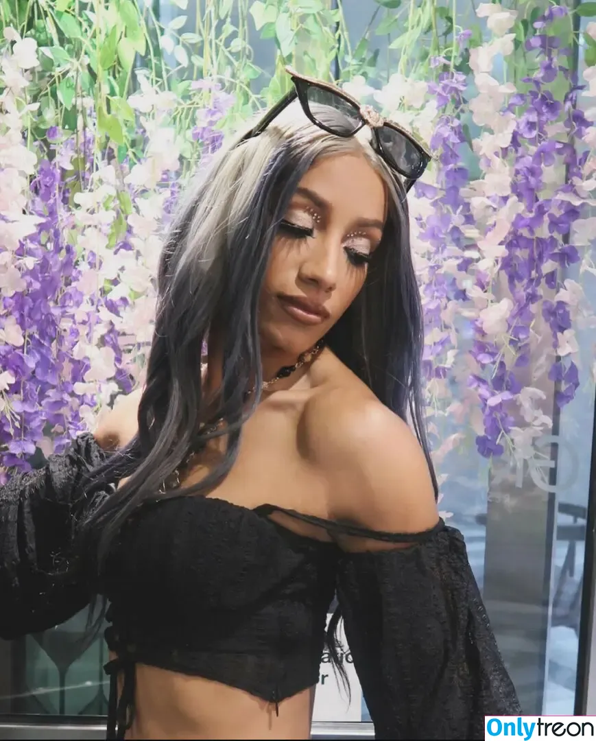 Sasha Banks nude photo #0919 (sashabankswwe / soxysasha)