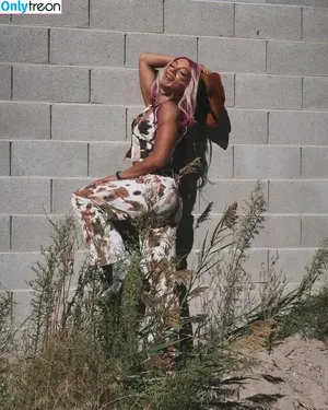 Sasha Banks / sashabankswwe / soxysasha nude photo #1022