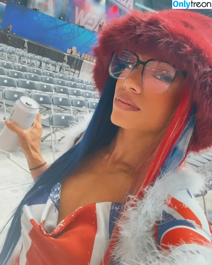 Sasha Banks nude photo #1030 (sashabankswwe / soxysasha)