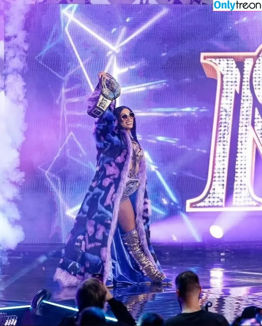 Sasha Banks nude photo #1157 (sashabankswwe / soxysasha)