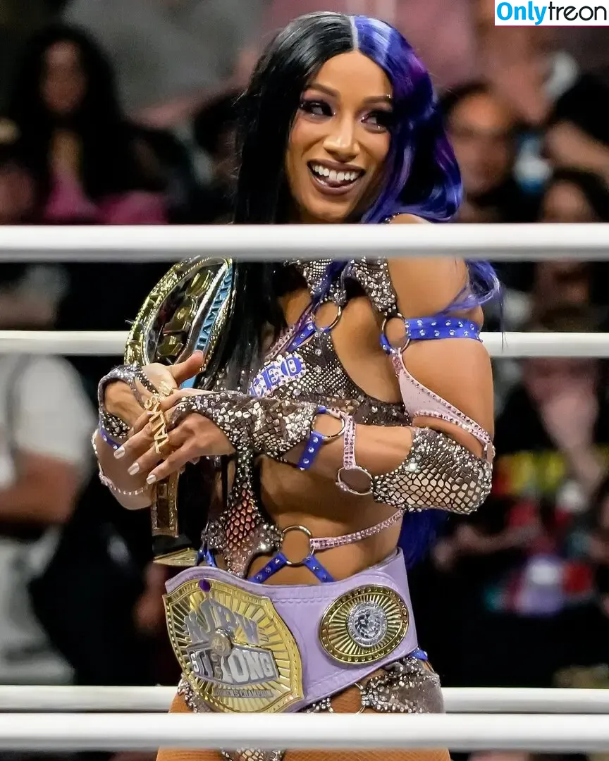 Sasha Banks nude photo #1158 (sashabankswwe / soxysasha)