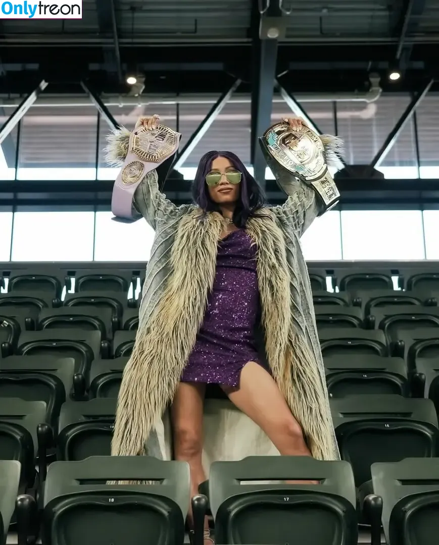 Sasha Banks nude photo #1213 (sashabankswwe / soxysasha)