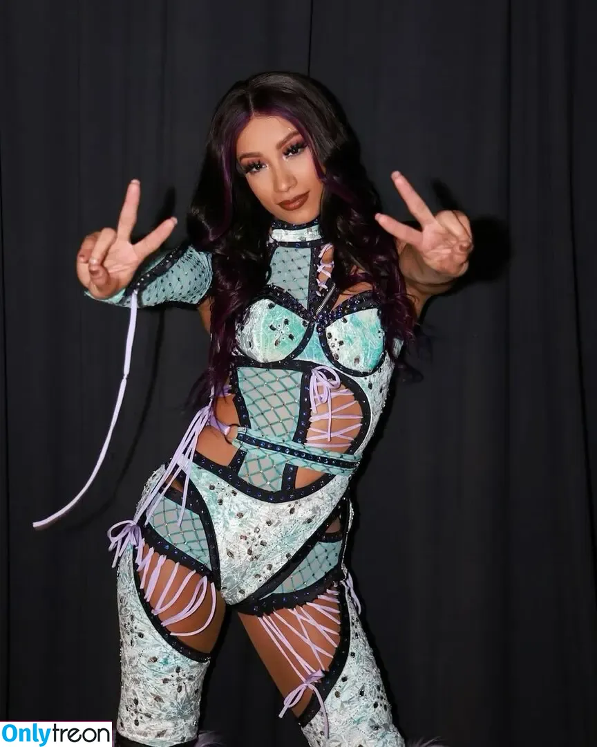 Sasha Banks nude photo #1234 (sashabankswwe / soxysasha)