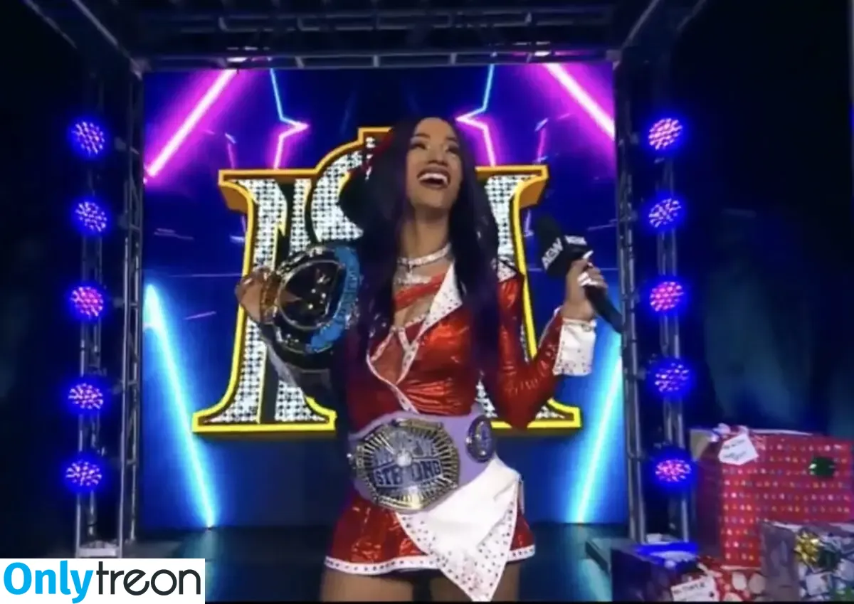 Sasha Banks nude photo #1255 (sashabankswwe / soxysasha)