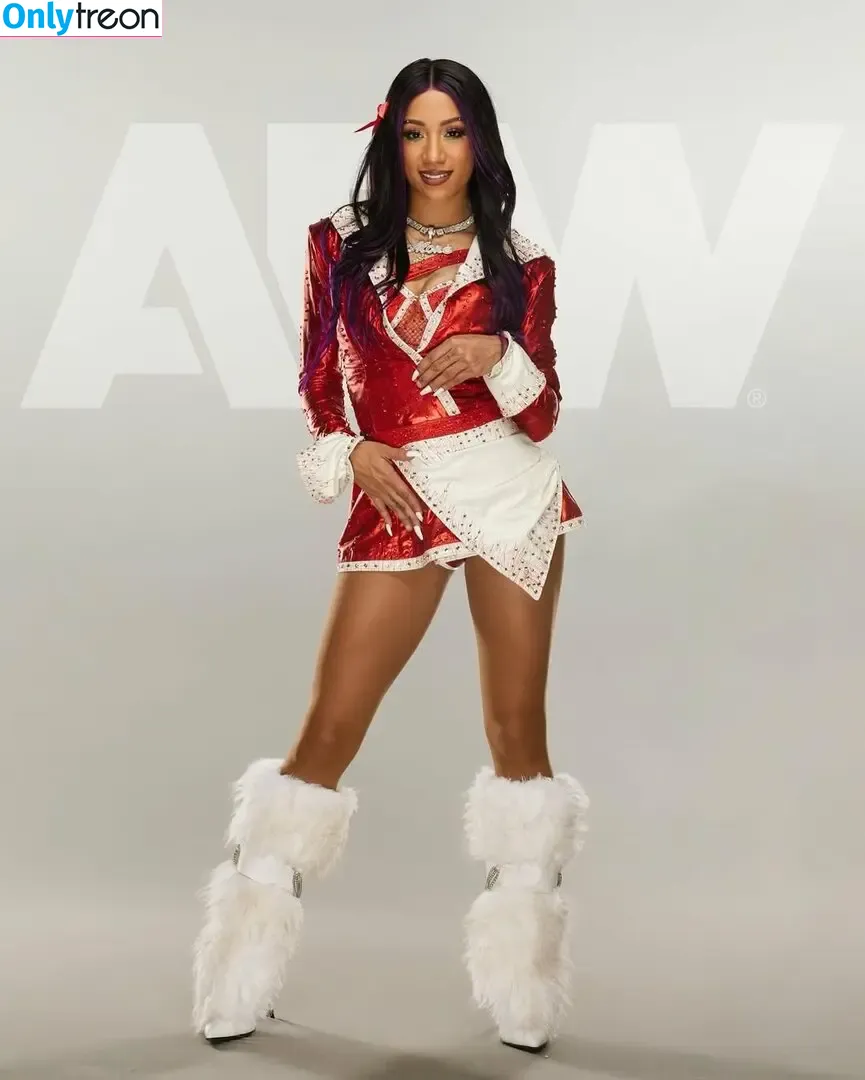 Sasha Banks nude photo #1267 (sashabankswwe / soxysasha)