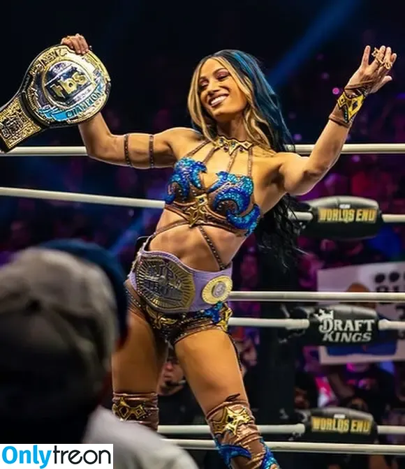 Sasha Banks nude photo #1316 (sashabankswwe / soxysasha)