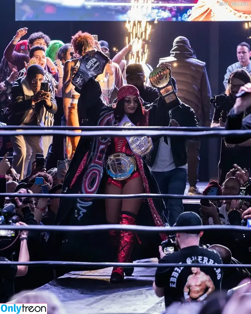 Sasha Banks nude photo #1555 (sashabankswwe / soxysasha)