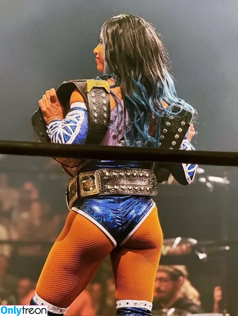 Sasha Banks nude photo #1626 (sashabankswwe / soxysasha)