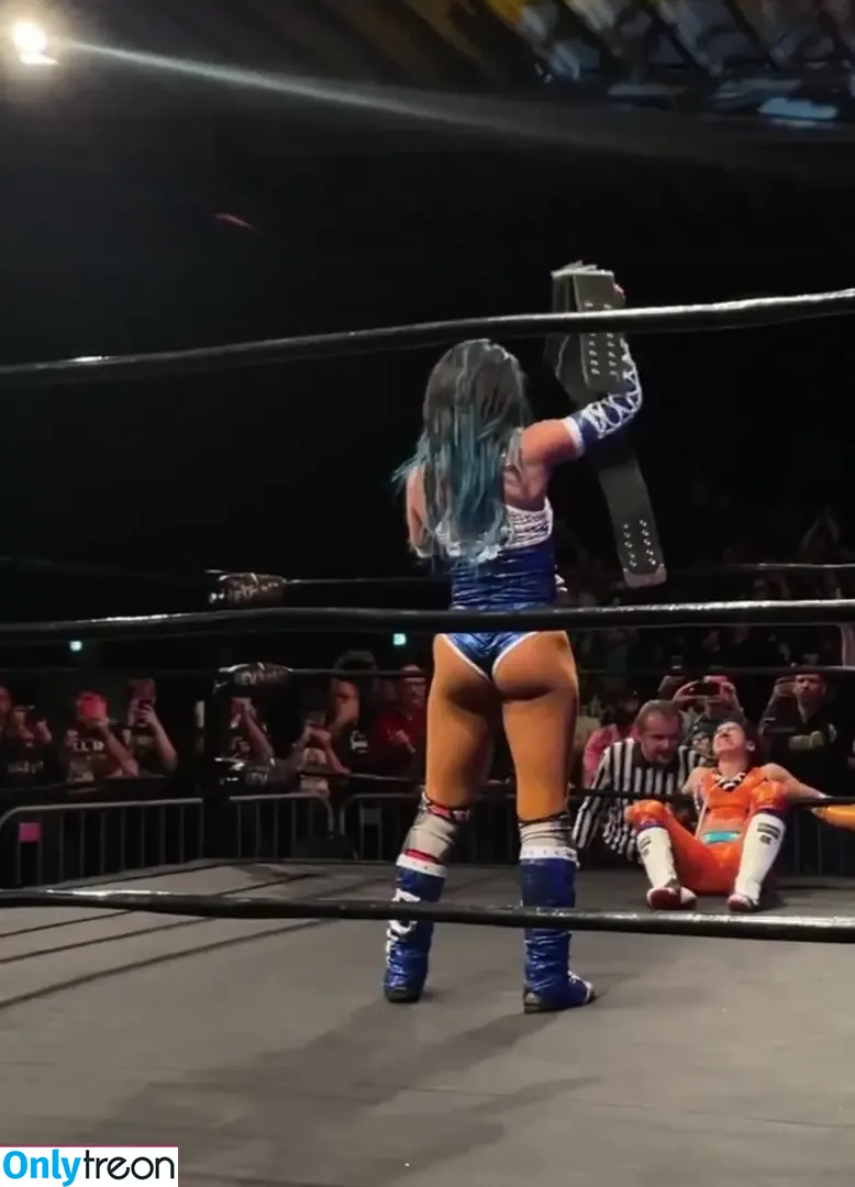 Sasha Banks nude photo #1677 (sashabankswwe / soxysasha)