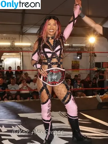 Sasha Banks nude photo #1739 (sashabankswwe / soxysasha)