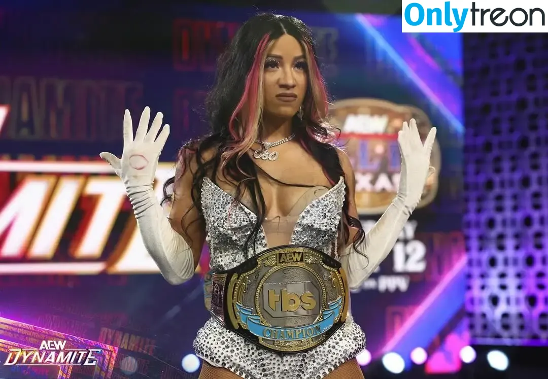 Sasha Banks nude photo #1768 (sashabankswwe / soxysasha)