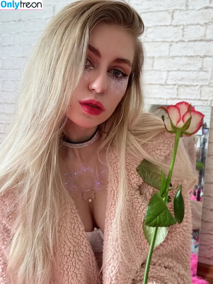 Sasha Dias nude photo #0394 (Alisa Bulgakova / desertroses19 / sashadias.cosplay)