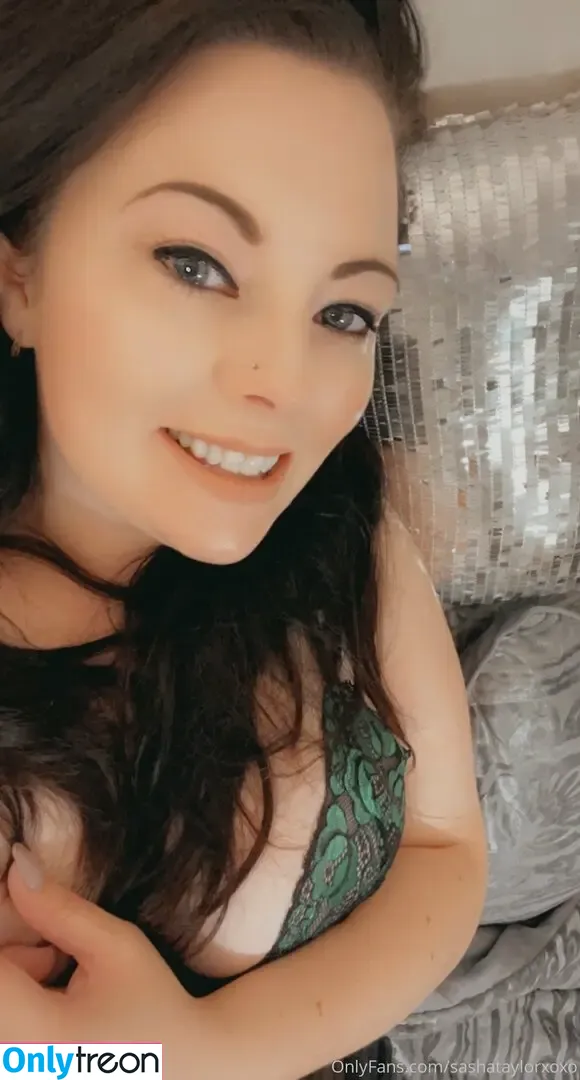 sashataylorxoxo nude photo #0008 (ghettobarbie1982)