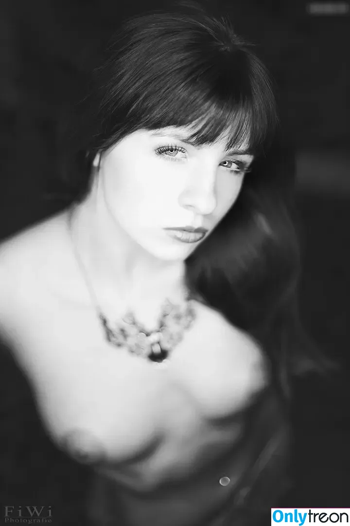 Saskia Rimoné nude photo #0006 (saskiarimone)
