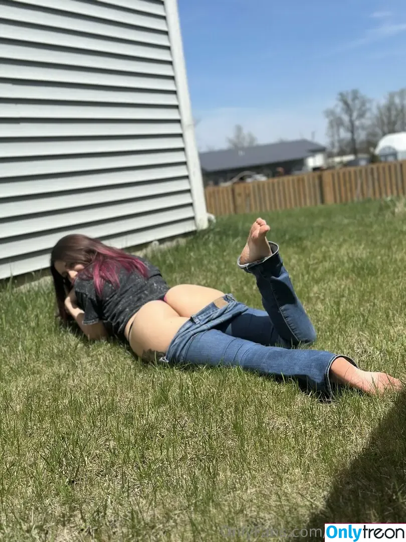 SassySloth nude photo #0057 (sassysloth96)