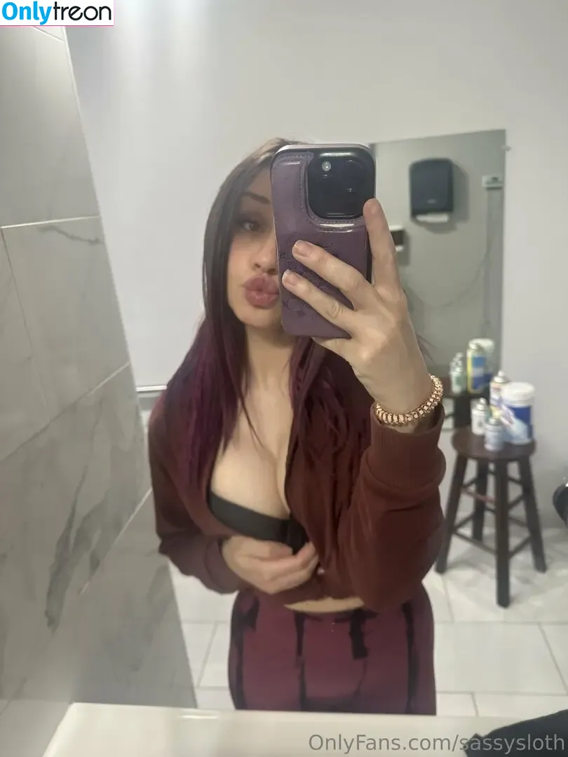 SassySloth nude photo #0090 (sassysloth96)