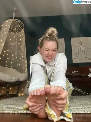 sativaskies / ogfeet2 nude photo #0120