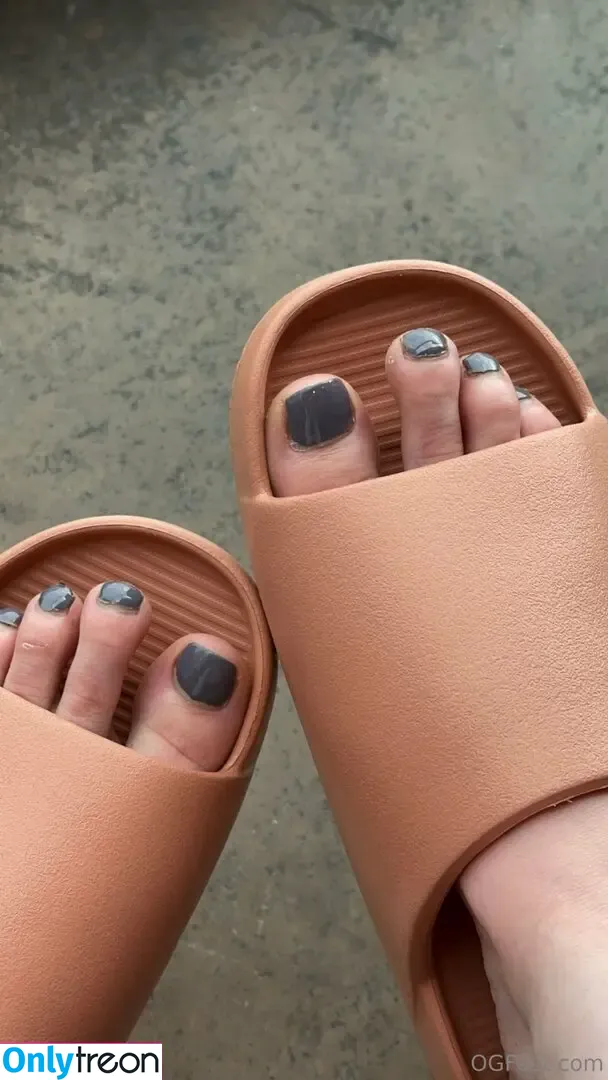 sativaskies nude photo #0098 (ogfeet2)