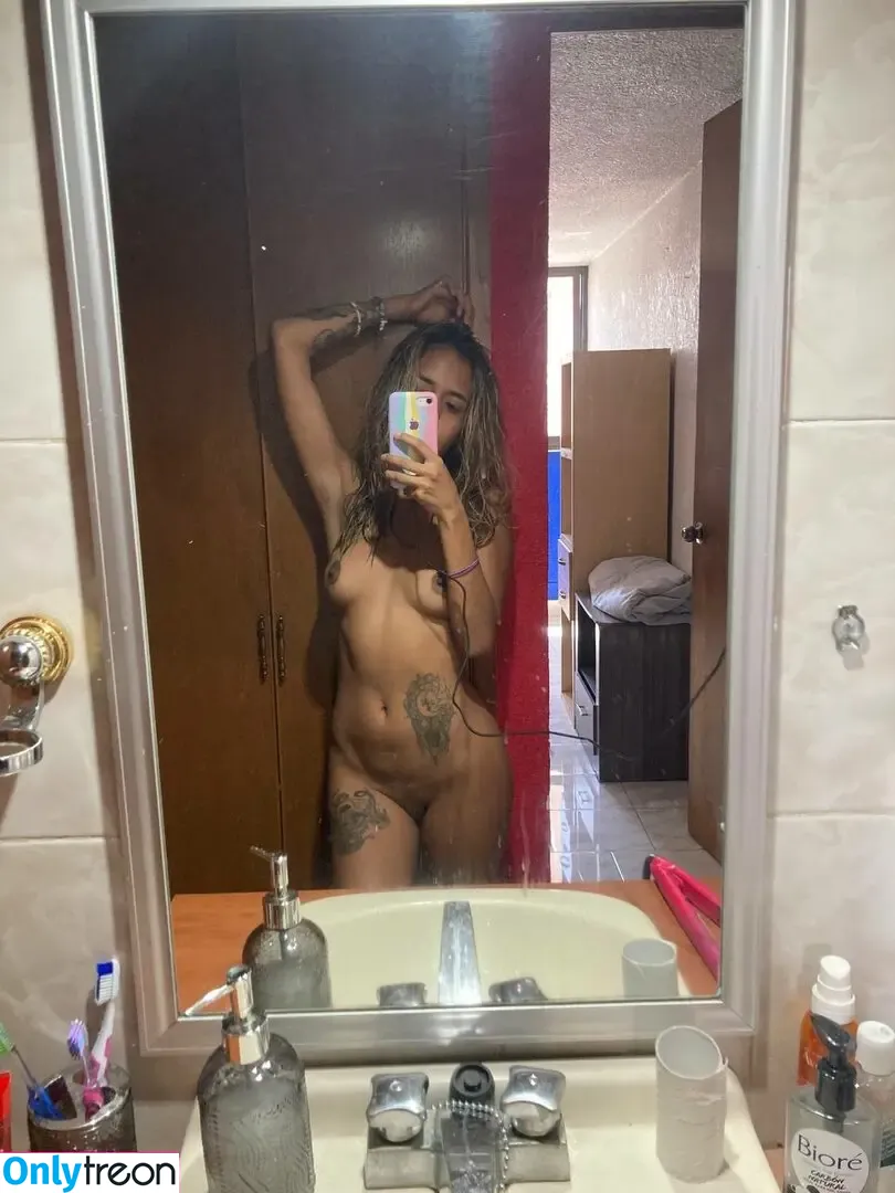 Saturnna Moon nude photo #0064 (heeyshakti / srishaakti / vomitus_alienus)