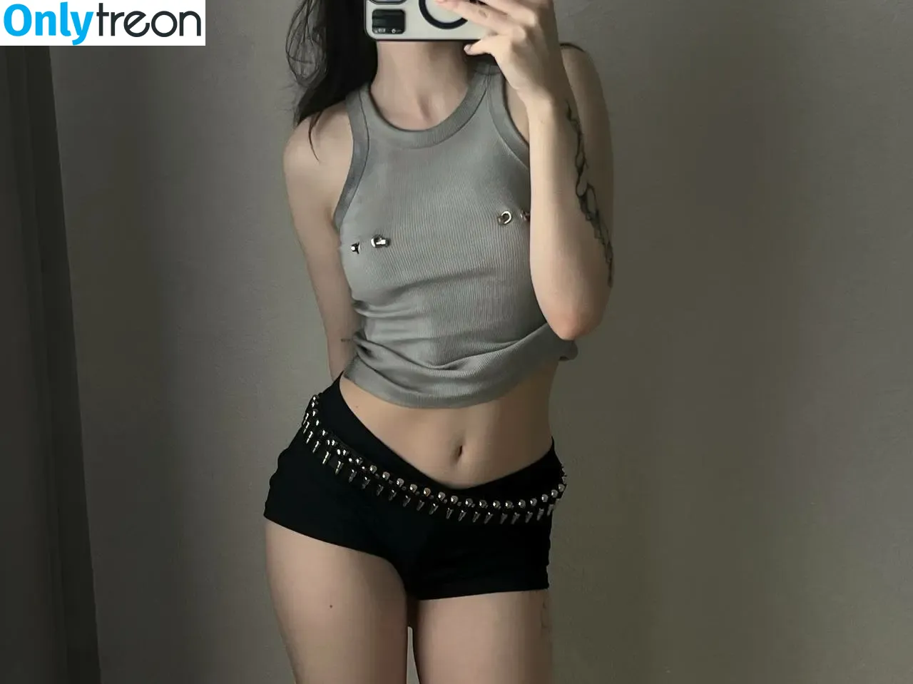 saucensta nude photo #0446 (saucensta)