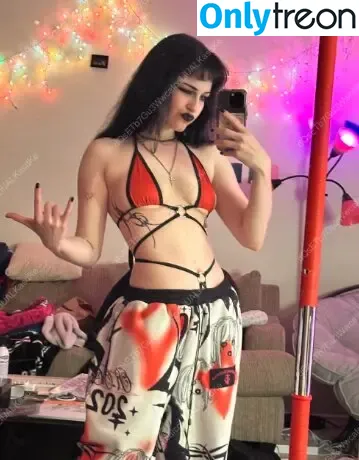 saucysphinx nude photo #0045 (saucysphinx)