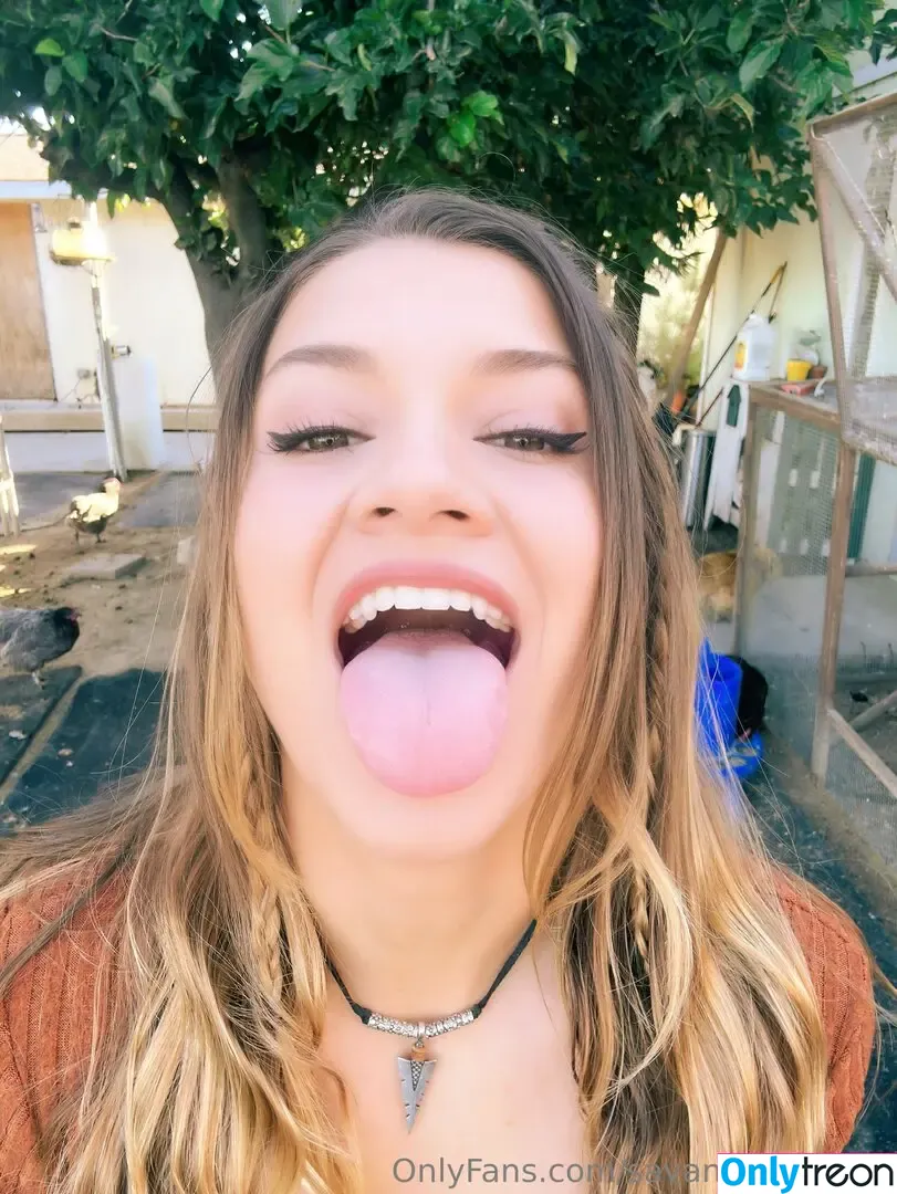savannahryanxo nude photo #0048 (savryanxo)