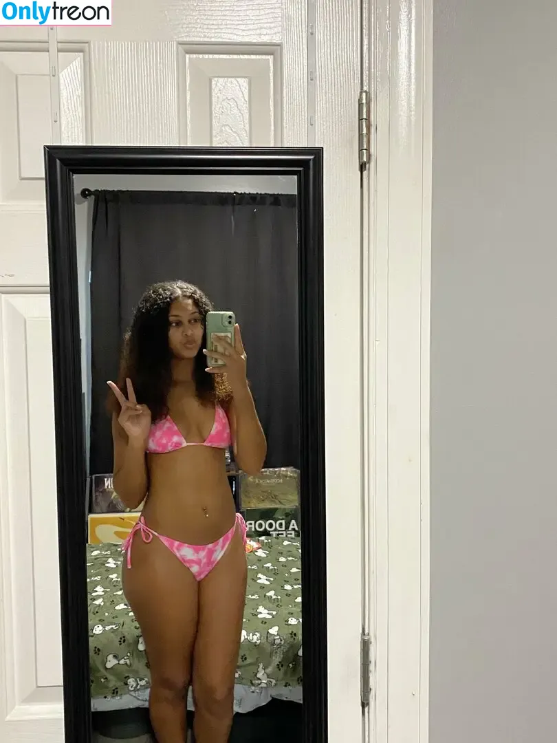 Savzilla nude photo #0074 (Hotnsad / _bby_sav / _sav_bby)