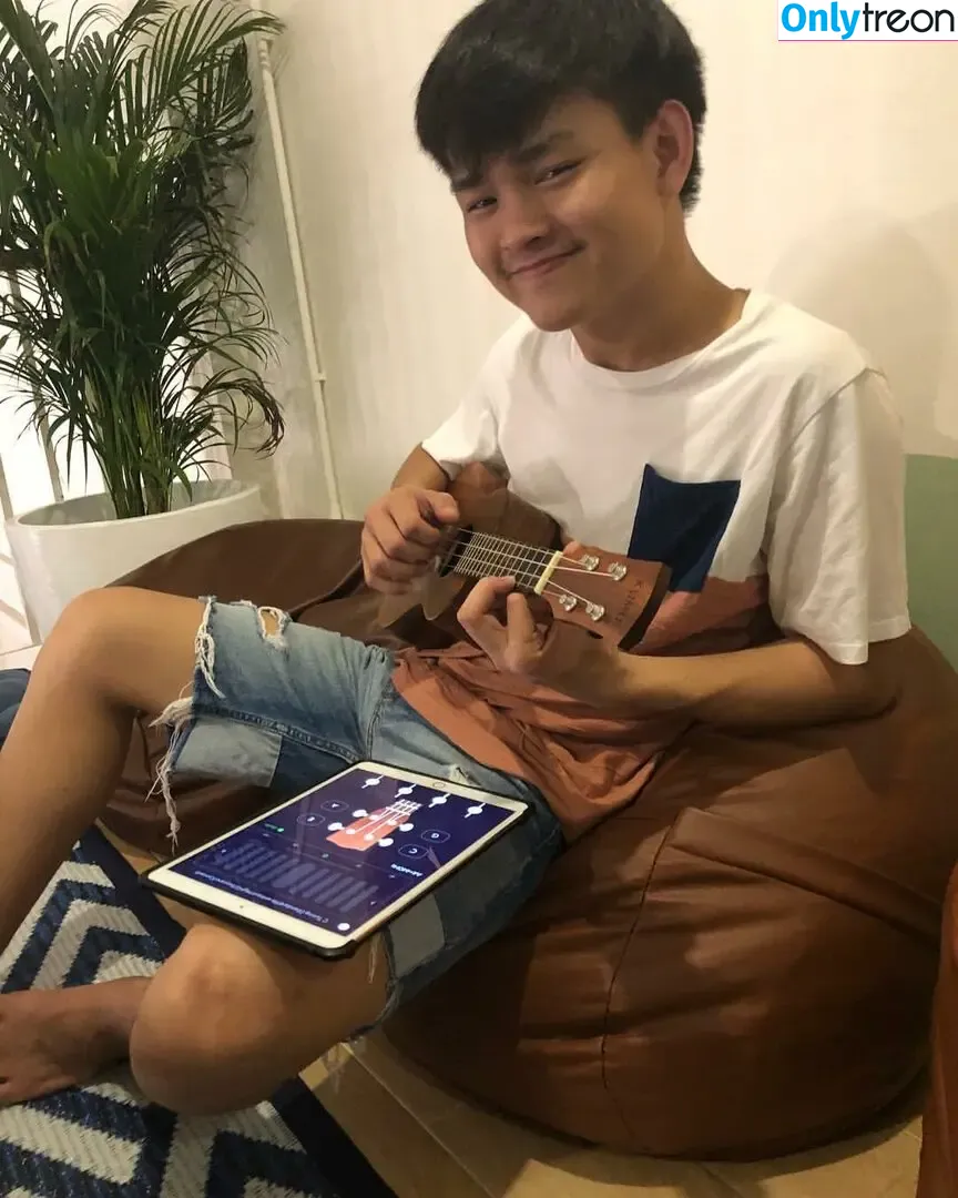 saw_saowapak nude photo #0057 (saw_saowapak)
