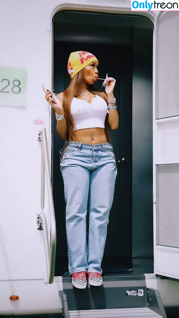 Saweetie nude photo #0230 (u31217607)