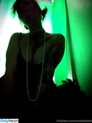 scarletblazed / scarletblaze._ nude photo #0017
