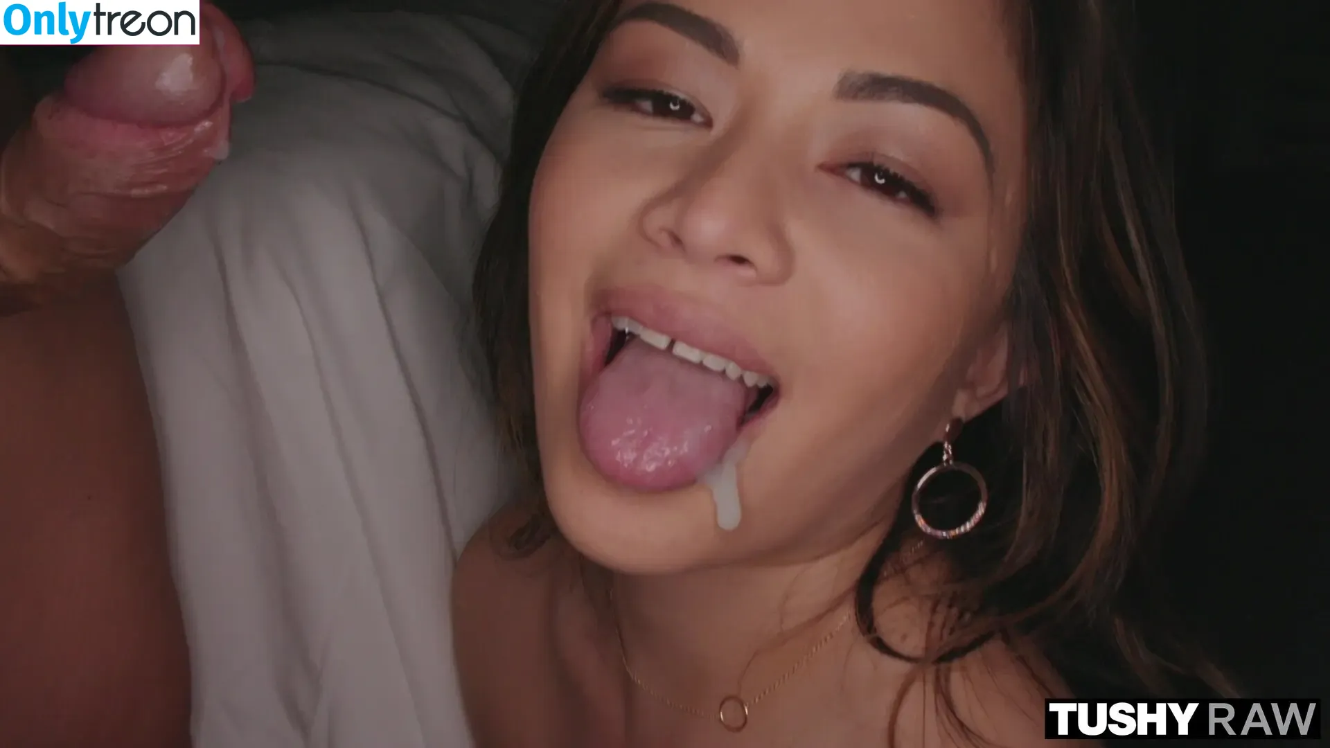 Scarlett Alexis nude photo #0425 (ScarlettAlexi3 / alexisscarlet / aphrodite_pandemos5)