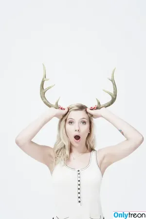 Scarlett Johansson / scarlettjohanson / scarlettjohanssonworld nude photo #0138