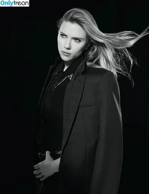 Scarlett Johansson / scarlettjohanson / scarlettjohanssonworld nude photo #0362