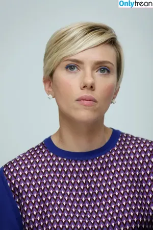 Scarlett Johansson / scarlettjohanson / scarlettjohanssonworld nude photo #0528