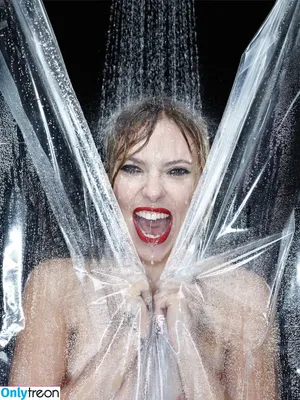 Scarlett Johansson / scarlettjohanson / scarlettjohanssonworld nude photo #0744