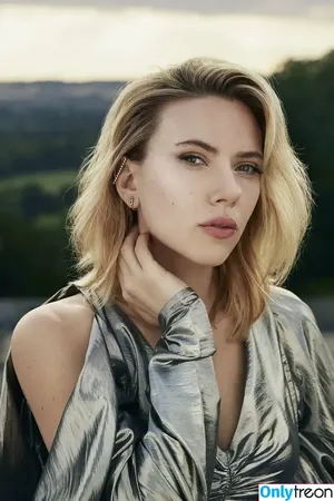 Scarlett Johansson / scarlettjohanson / scarlettjohanssonworld nude photo #0792