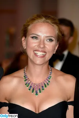 Scarlett Johansson / scarlettjohanson / scarlettjohanssonworld nude photo #0898