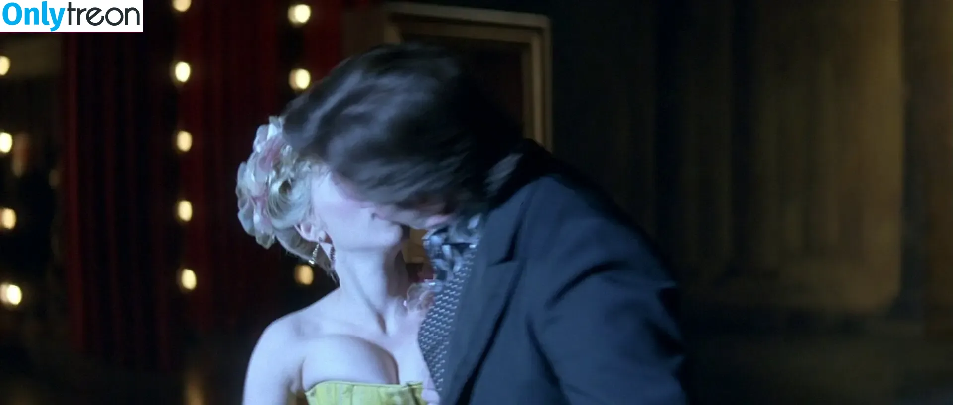 Scarlett Johansson nude photo #0600 (scarlettjohanson / scarlettjohanssonworld)