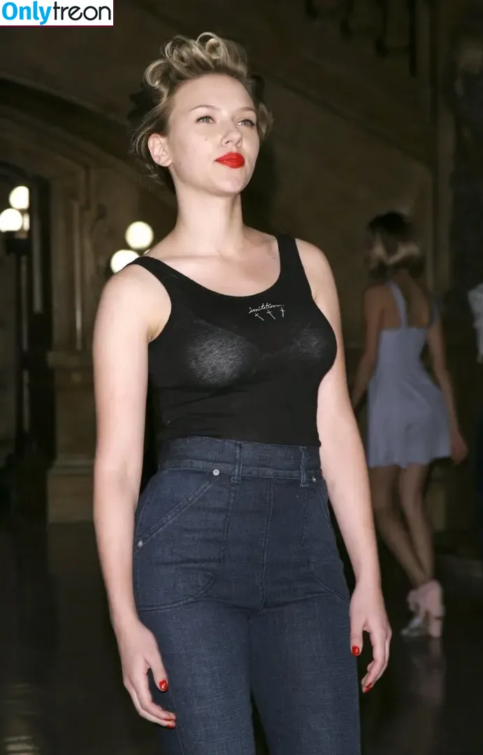 Scarlett Johansson nude photo #0637 (scarlettjohanson / scarlettjohanssonworld)